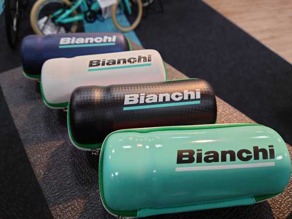 ソフトケース（JP203S2906）の通販情報 - Bianchi ONLINE STORE